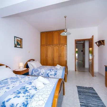 Stegnailion * Archangelos (Rhodes)